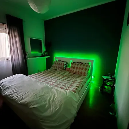 Lisbon Private In Shared Apartamento *